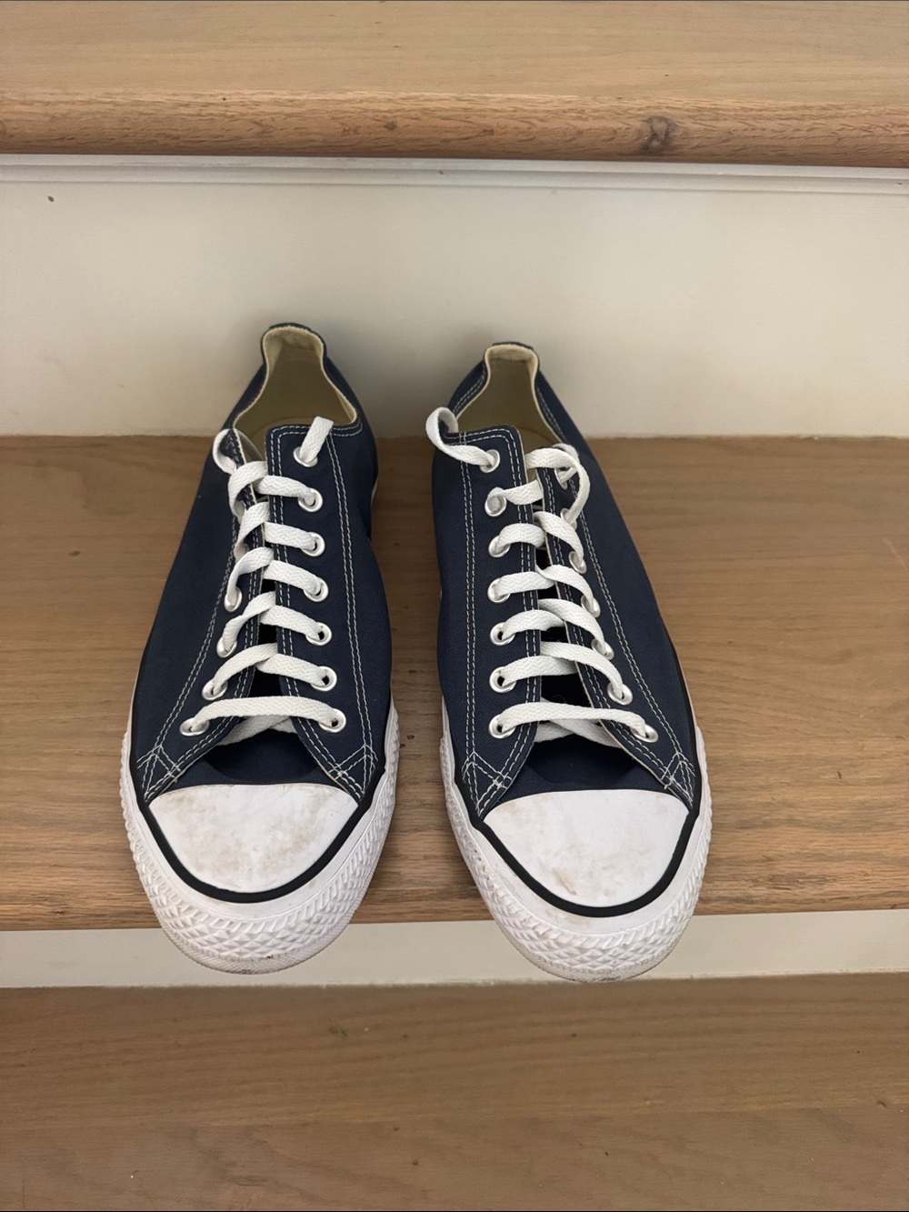 Men’s converse all star canvas oxford sneakers
chuck taylor size 12